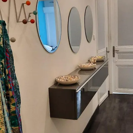 Eden Riviera דירה *